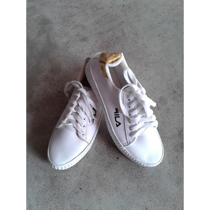 sepatu Fila putih cewek