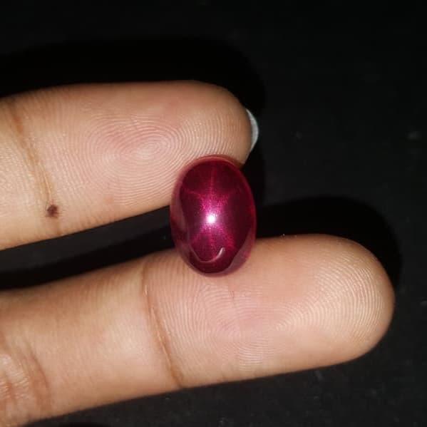 Batu Permata Merah Siam Star