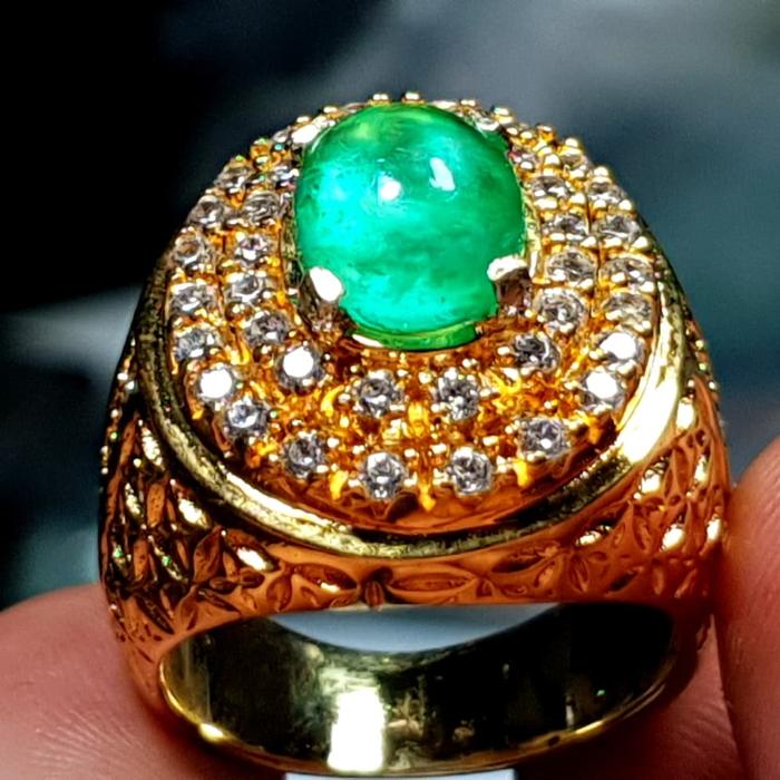 Natural Emerald Beryl |Colombia| Cabochon Plus Ring Micro Setting
