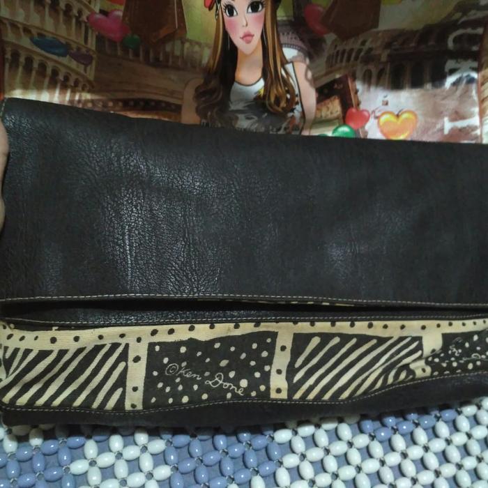 Classic Handbag by The Ken Done Galery (size: 40x20x5cm)