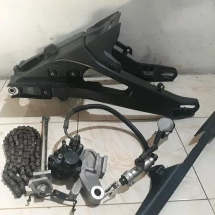 SWING ARM R15 VVA V3 ORIGINAL PNP ALL VIXION SUPER KOMPLOT