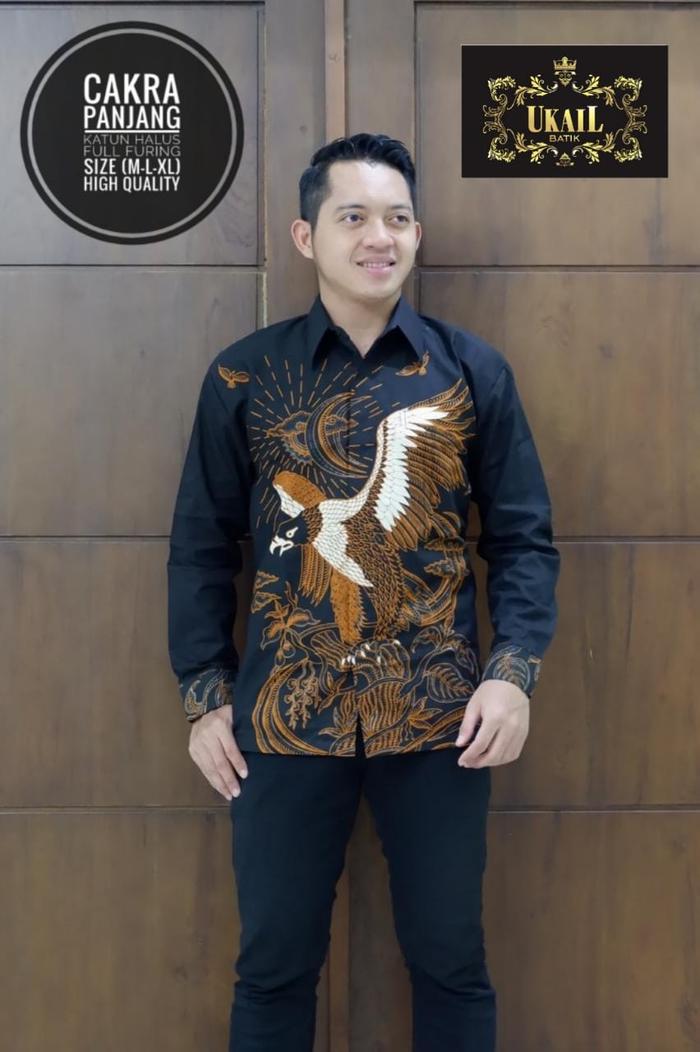 Cakra Kemeja Batik Pria Lengan Panjang by Ukail Batik