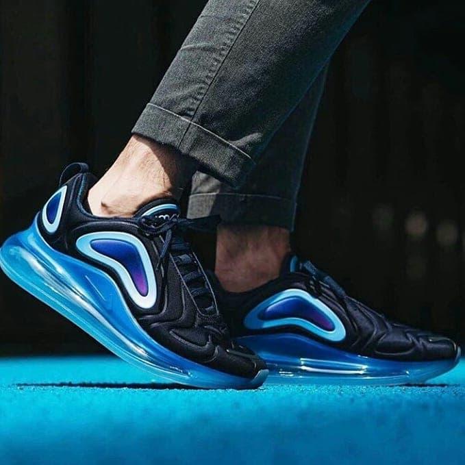 nike air max 720 obsidian