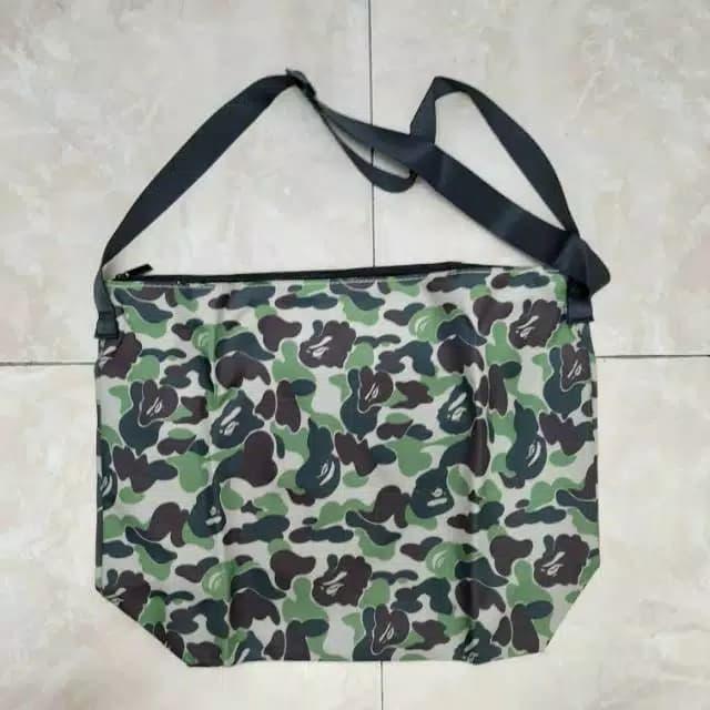 TOTEBAG BAPE Appendix Camo Green Brand New w plastic 100% ORIGINAL