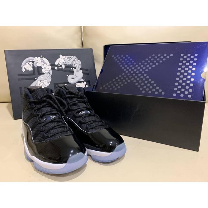 NIKE AIR JORDAN 11 SPACE JAM 100% Authentic Original