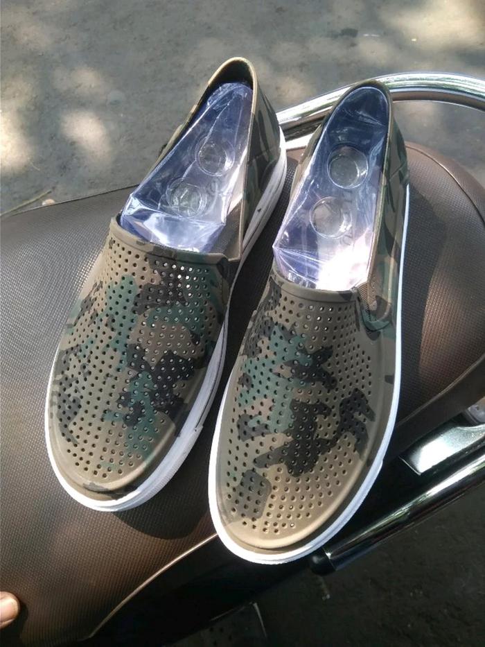 Sepatu Karet Luofu 6006 Sepatu Karet Pria Army