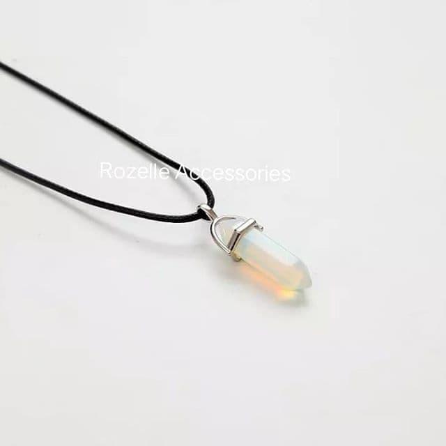 liontin Moonstone
