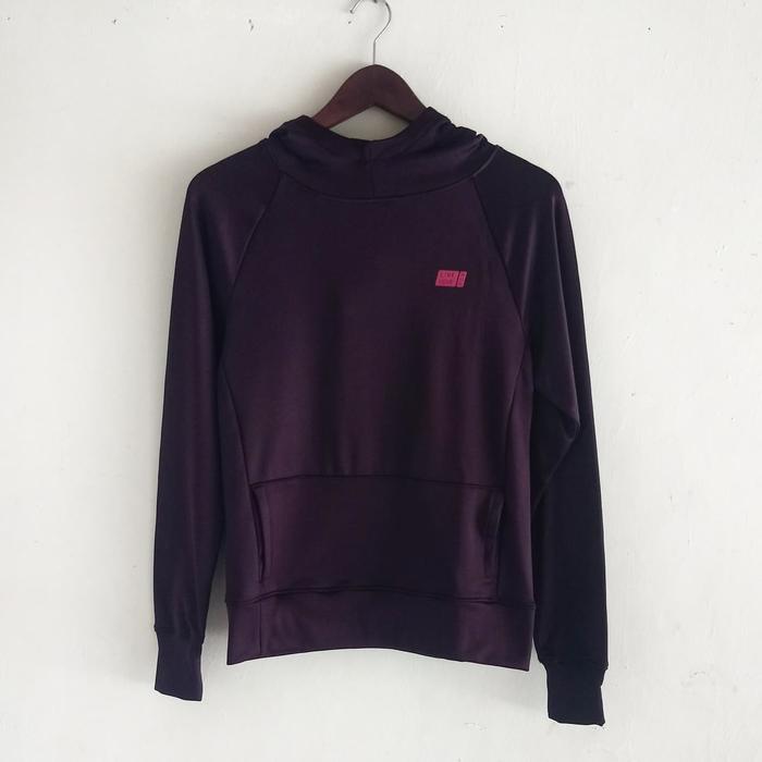 SALE! Hoodie/sweater cewek branded. merk live love dream