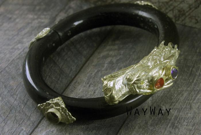 Gelang Uli Akar Bahar Motif Naga Batu Alam