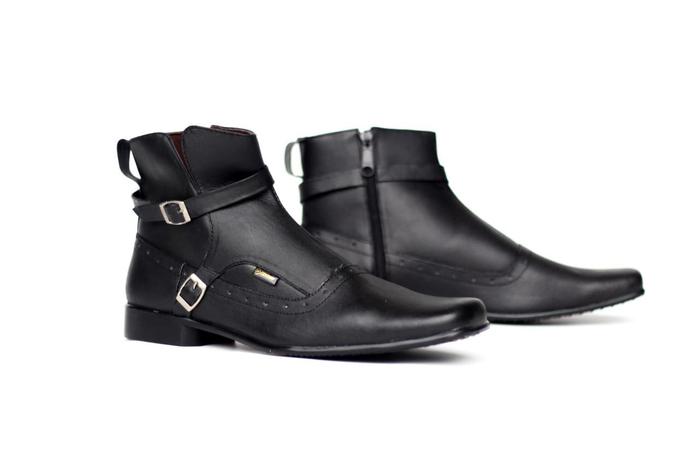 SEPATU BOOTS PRIA CEVANY PACUAN BLACK