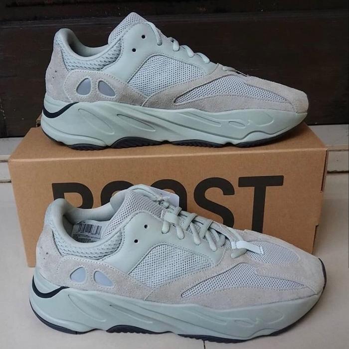 Adidas Yeezy BOOST 700 Salt OG RECEIPT LOCAL 100% AUTHENTIC ORIGINAL