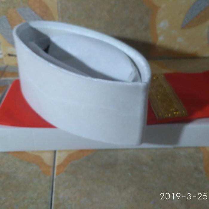 peci rias pengantin