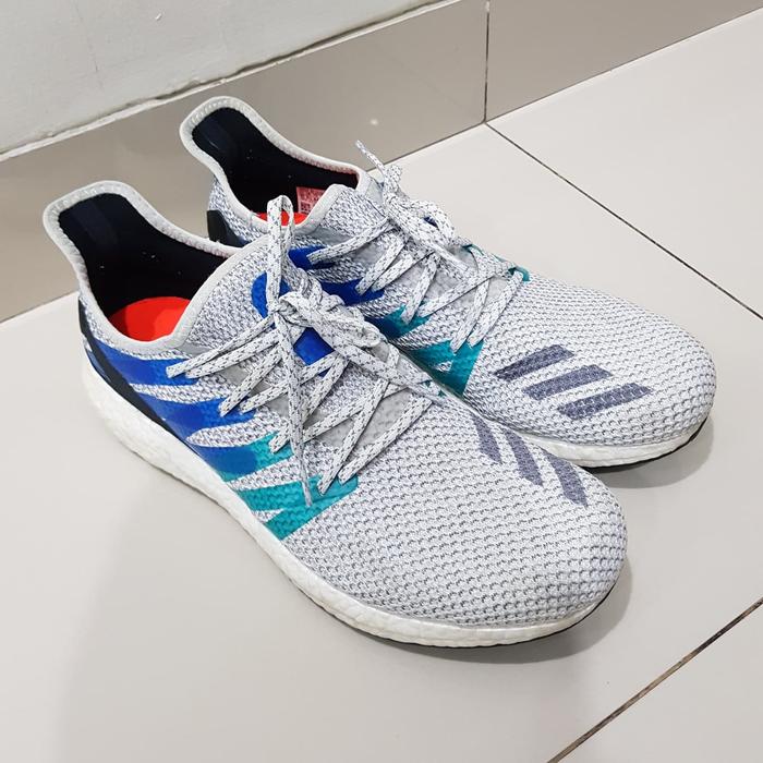 Adidas AM4 London