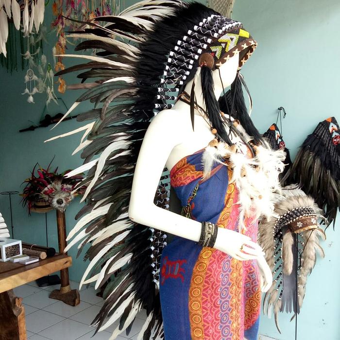 warbonnet/topi indian/assesoris kepala buku ayam/topi carnafal