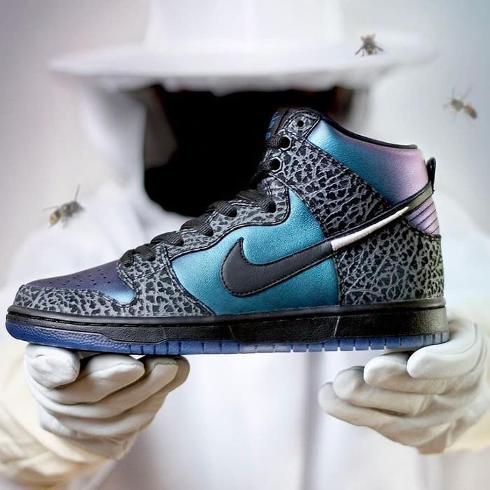 Black Sheep x Nike SB Dunk High "Black Hornet"