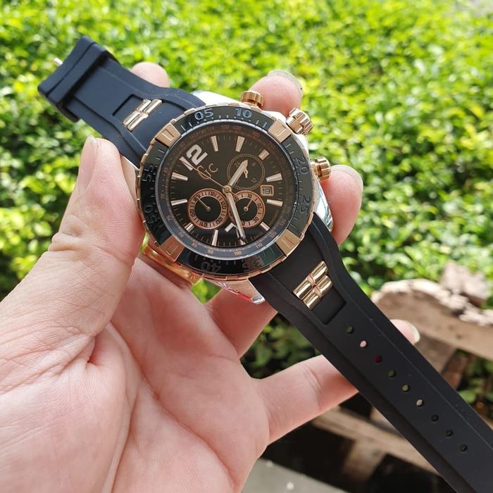 Jam Tangan Pria Merek Guess Collection GC Rubber Black Original