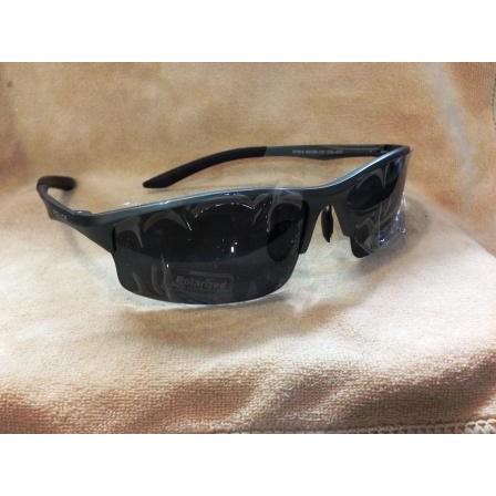 Kaca Mata POLICE S1833 Polarized