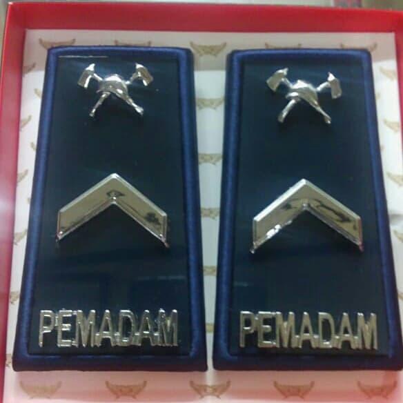 evolet/pangkat pemadam kebakaran ( damkar ) golongan 2A