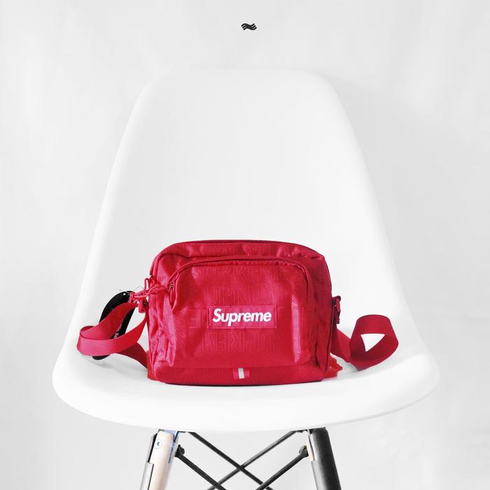 Supreme Shoulder Bag SS19 Red