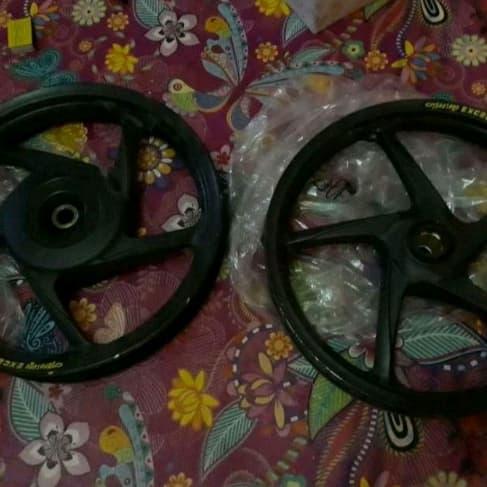 Sepasang Velg Beat Fi Esp 2016