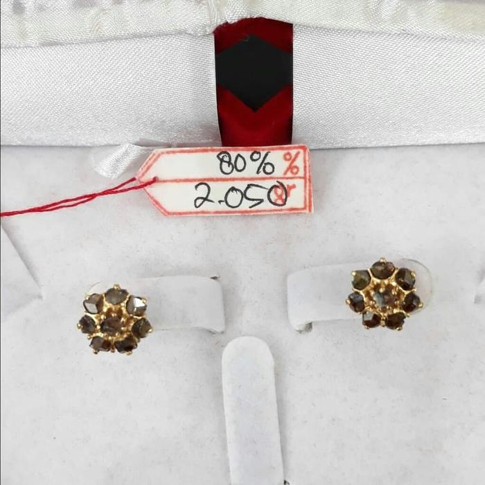 Int98Gw38Gw ANTING GIWANG EMAS PERMATA BERLIAN INTAN KADAR 80% BUNGA