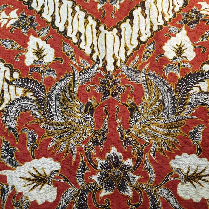 Kain Batik Pola Tulis Baron Polos Burung Merah