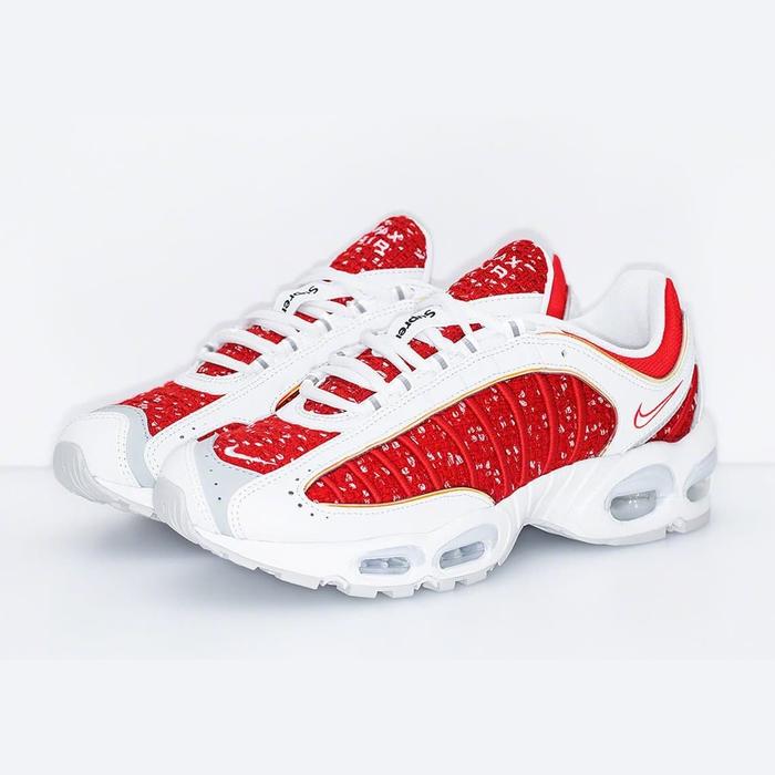 Supreme x Nike Air Max Tailwind 4 "White"