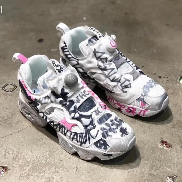 Vetements X Reebok Instapump Fury"Reflective silver"OG