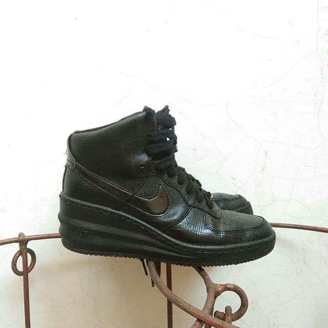 NIKE AIR LUNAR FORCE ONE