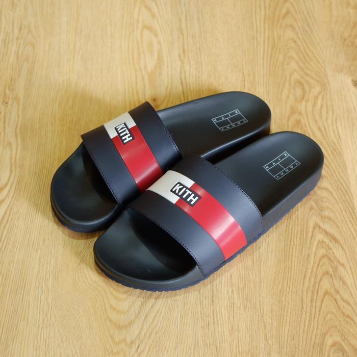 Kith x Tommy Hilfiger Laurel Slides "Navy"