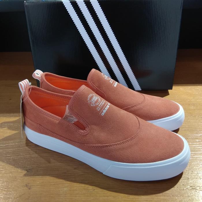 Adidas Original Matchcourt Slip Skate Peach