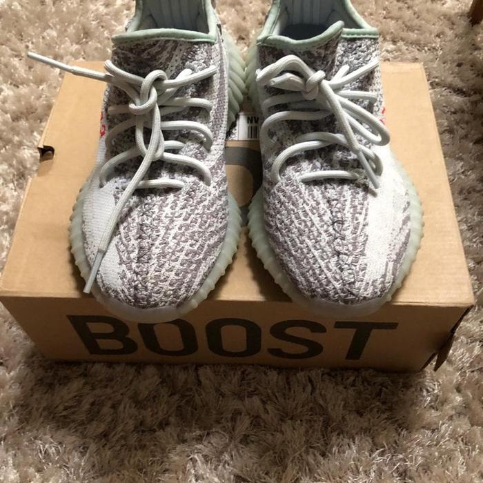 Yeezy Boost 350 V2