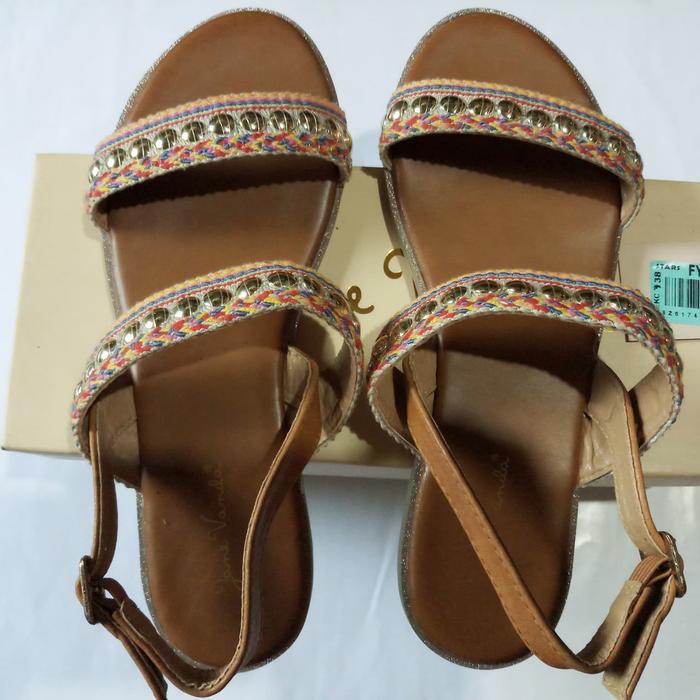 Jane Vanda sandal shoes sepatu etnic preloved keren