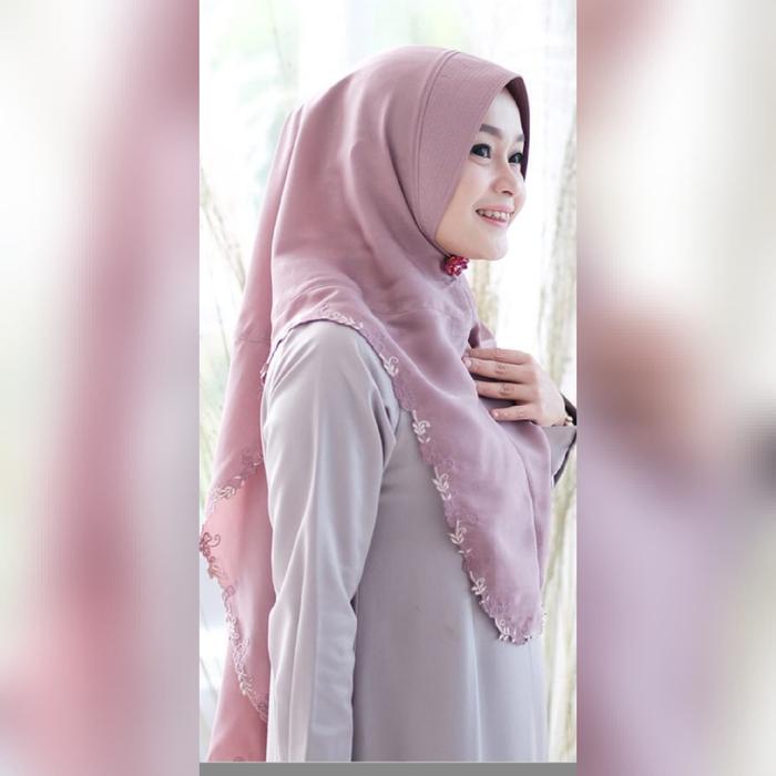 Loretta Khimar By Aneuku Gallery