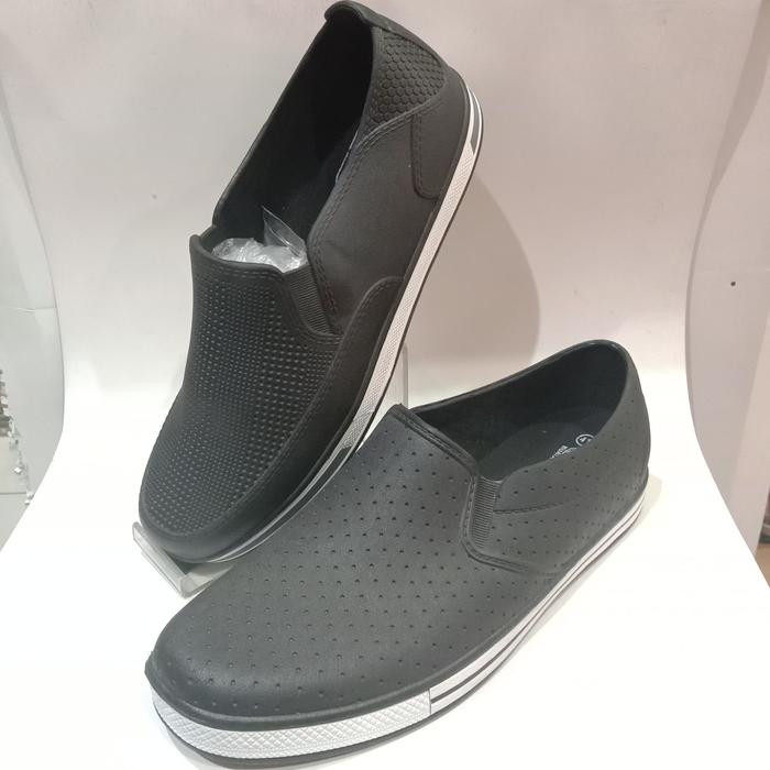 sepatu karet sankyo
