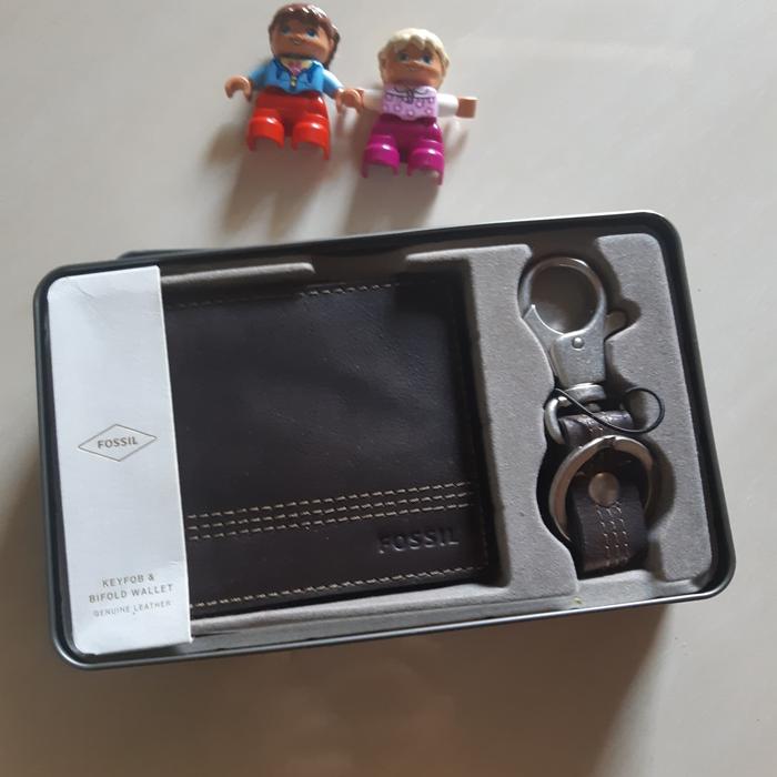 Dompet Pria Kulit Asli Fossil Kyle Gift Set RFID Brown SML1566200