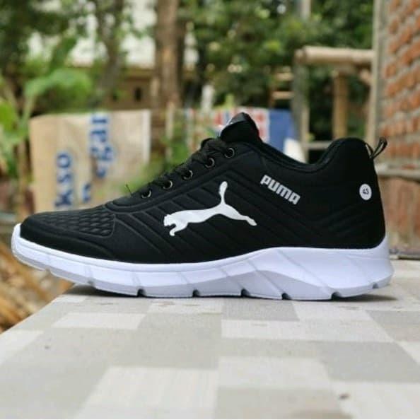Sepatu Sneakers Running Puma King Grade Ori Hitam Putih