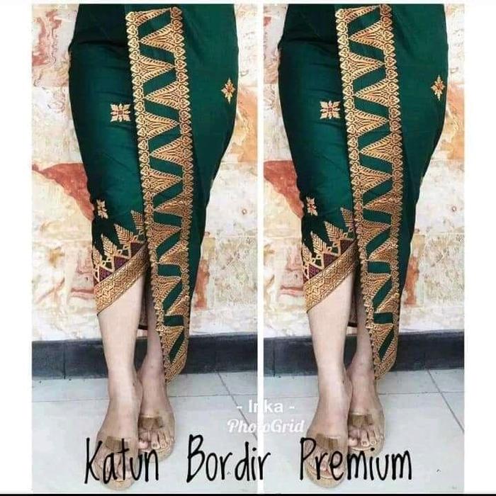 Pakaian adat bali bawahan kain bali songket bordir motif khas bali