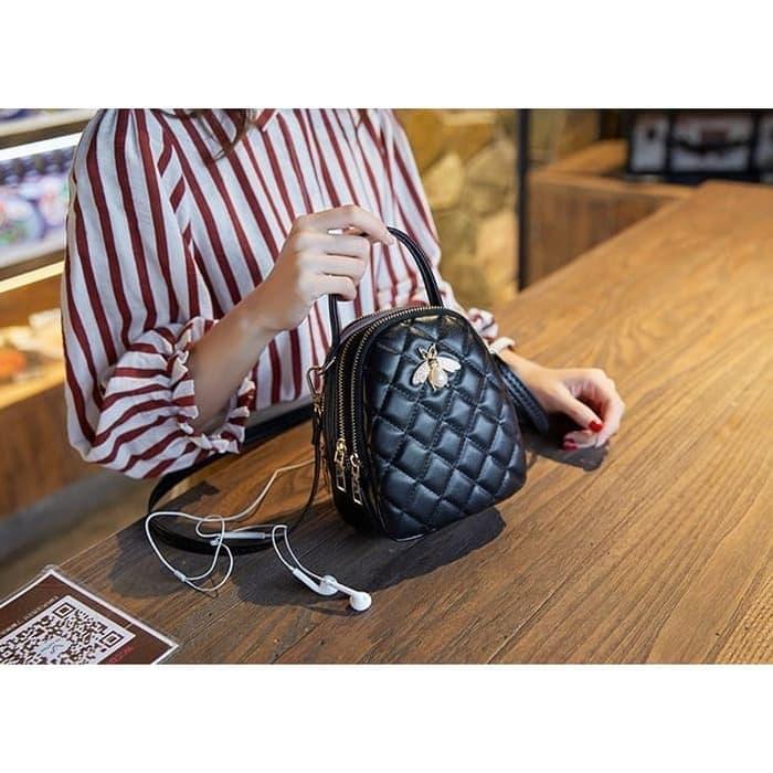 Tas Selempang Korean black Queen Bee