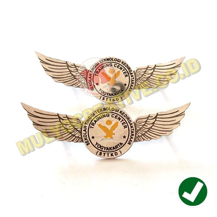 Lencana Wing Sekolah Penerbangan - Wing Atribut STTKD Murah