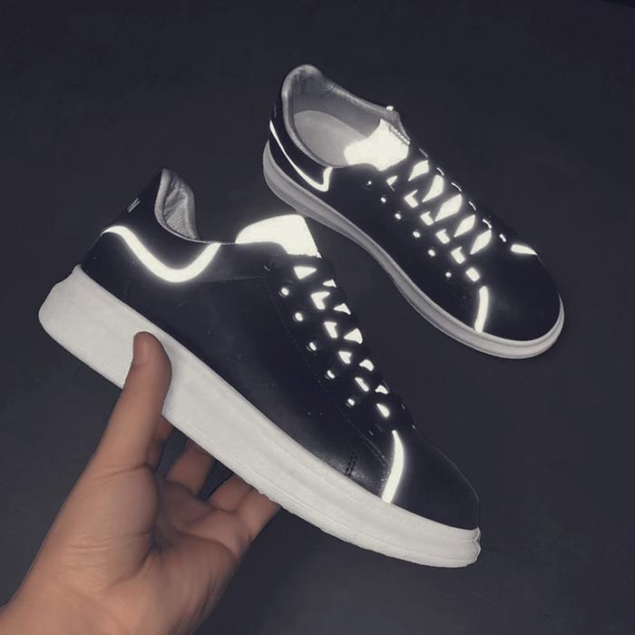 Luminous white leather shoes casual shoes catwalk star shoes tide