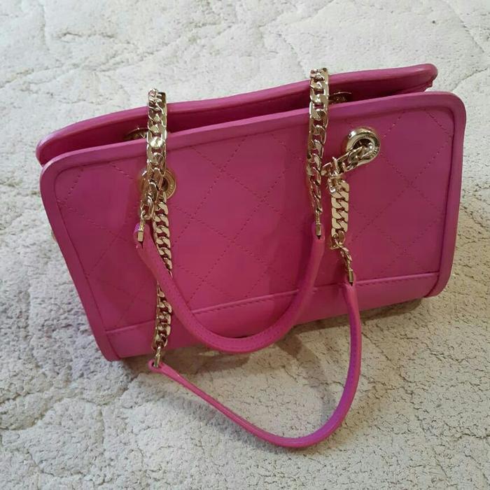 tas PINK. merk charles&keith. ORIGINAL. tidak pernah dipakai