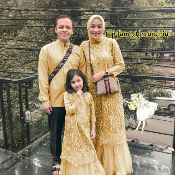 Couple Family Lebaran Alexandria