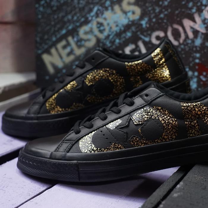 Converse One Star - Black/Gold/Black