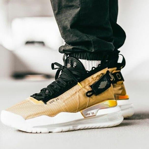 nike Jordan proto max 720 club gold