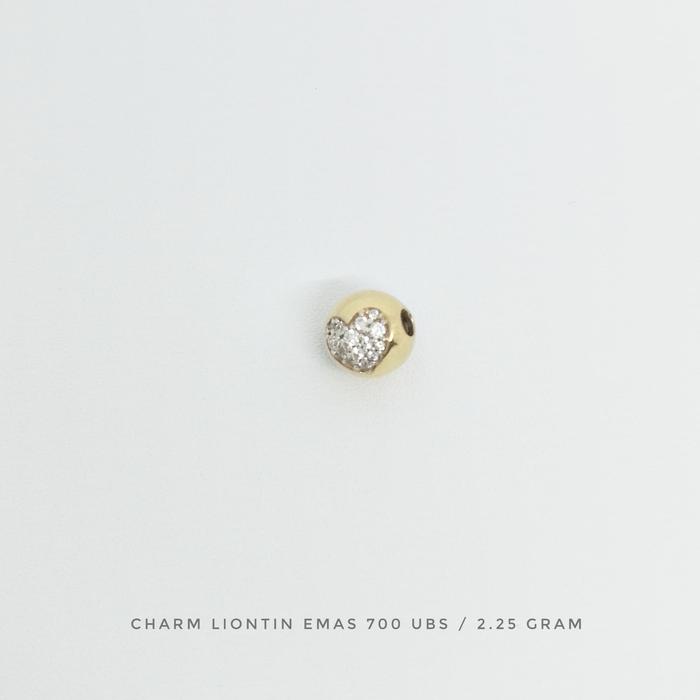 Liontin Emas UBS Kadar 700 Berat 2.25 gram. Liontin Bola Love Emas.