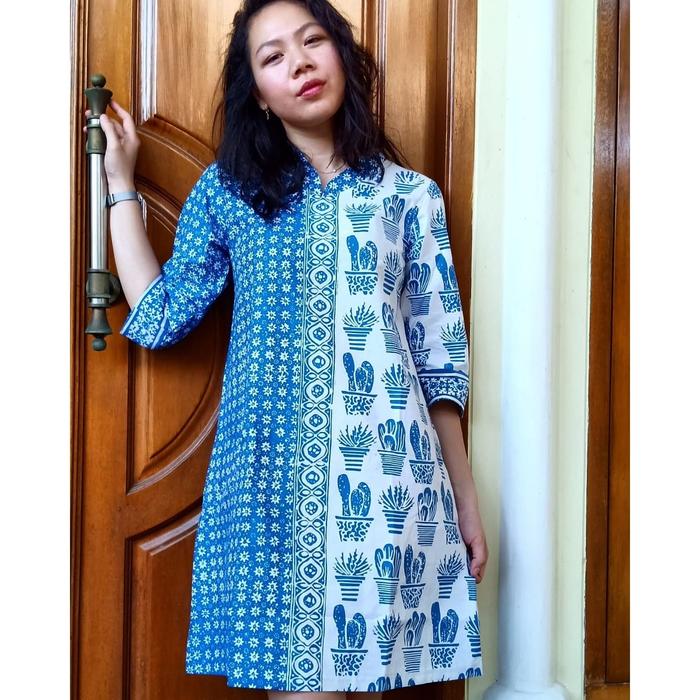Dress Batik Wanita Karlin Batik Biru Putih