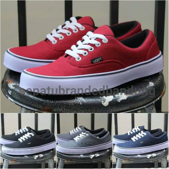 SEPATU VANS PRIA AUTHENTIC FULL BLACK HITAM POLOS WHITE PUTIH