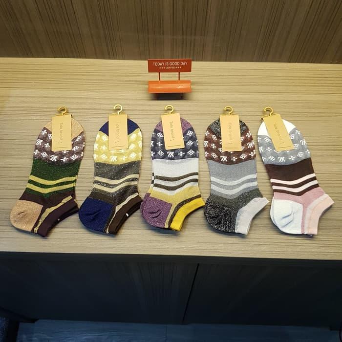 Kaos Kaki Wanita LV Kode LV002