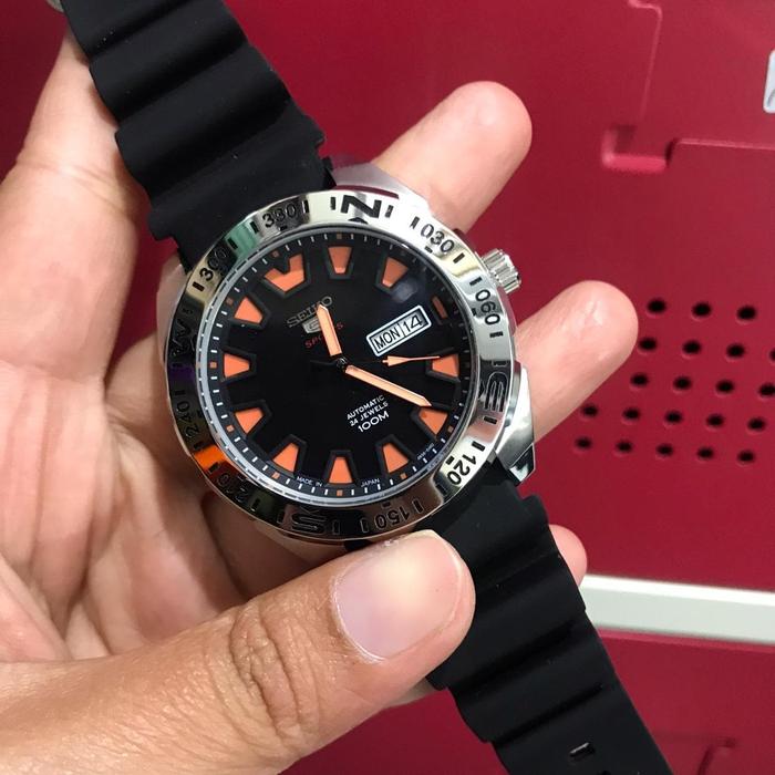 Jam Tangan Pria Merk Seiko Sport 5 Automatic 24 Jewels Ori BM